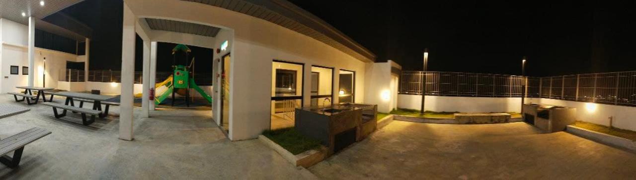 Saz Guesthouse Semenyih Exterior photo